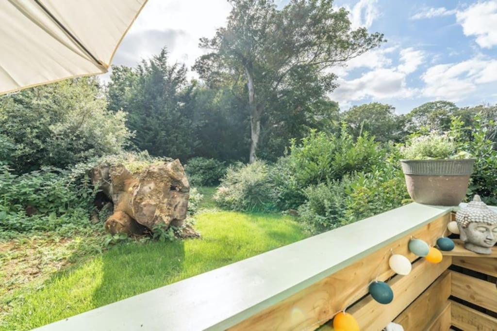 Spinney Retreats - 2 X Unique Shepherds Huts Dog Friendly Northampton Exteriör bild